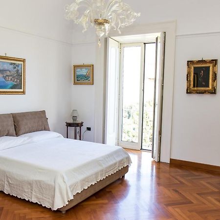 Capitano Nino Guest House Meta Exterior photo