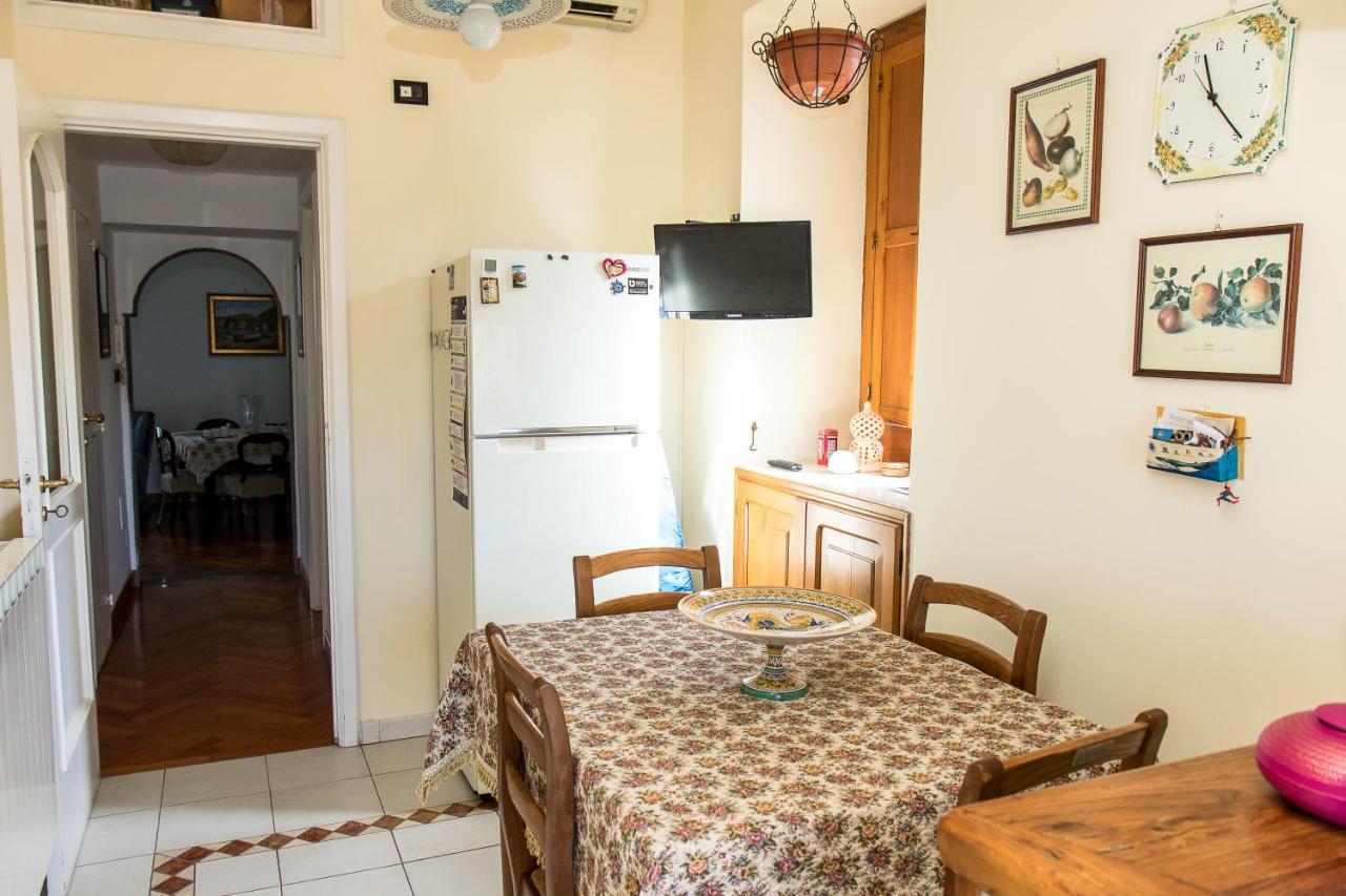 Capitano Nino Guest House Meta Exterior photo